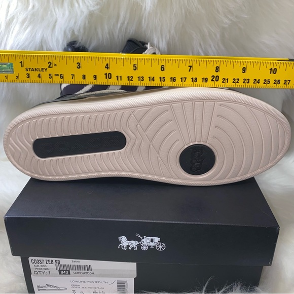 Coach size 9 woman sneakers Zebra print New in box - Picture 9 of 10